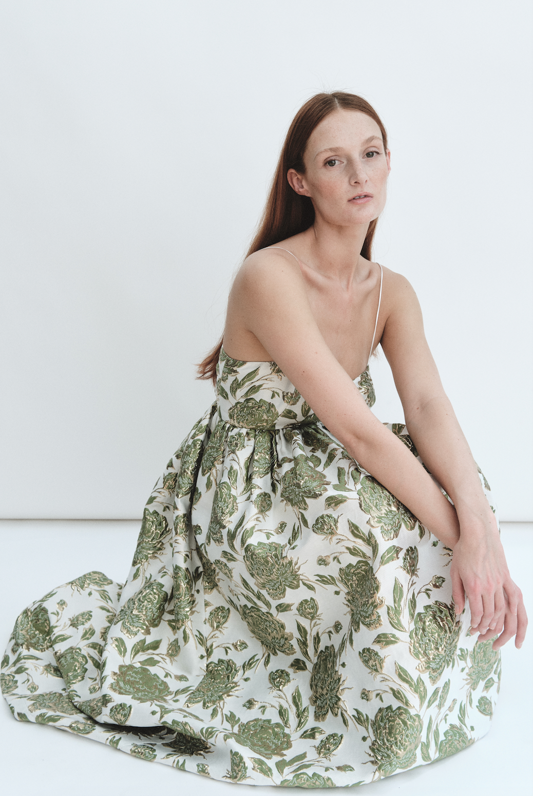 Bow Gown in Emerald Brocade