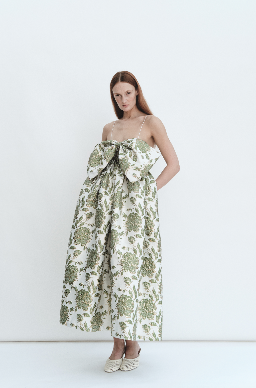 Bow Gown in Emerald Brocade