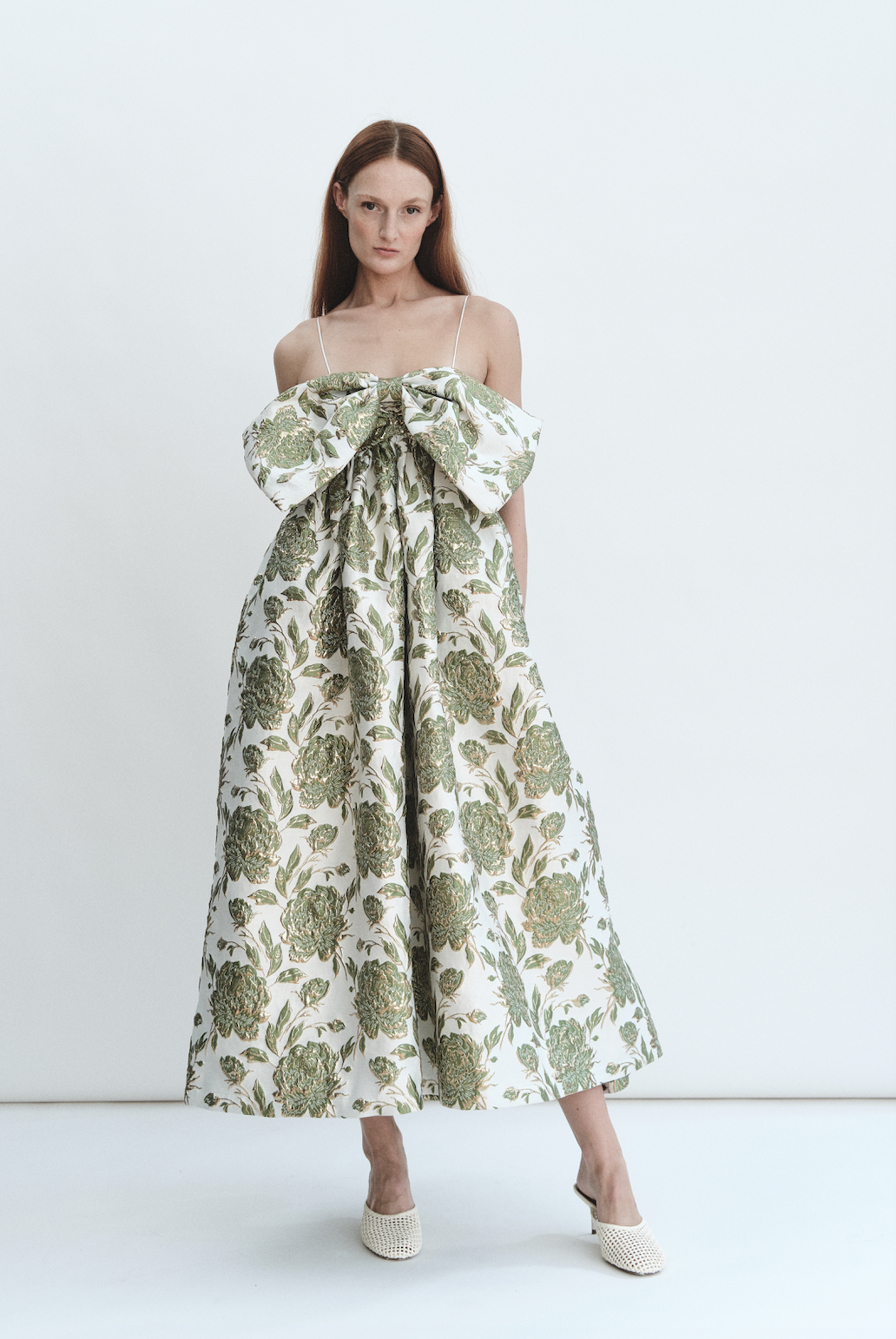 Bow Gown in Emerald Brocade
